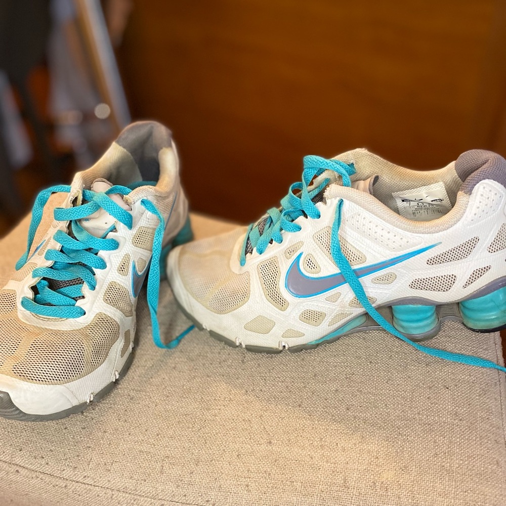 Nike shoes size 7